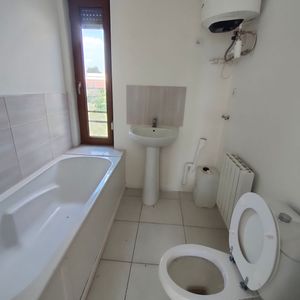 Location Appartement 2 pièces 39m² - Photo 3