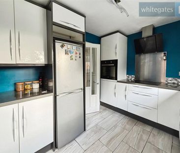 3 bedroom detached house to rent - Photo 3