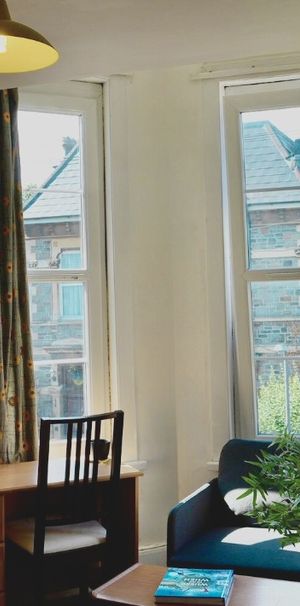 Bedsit, Waverley Road, BS6 - Photo 1