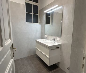 Altbau trifft Moderne! Großzügige 3 - Zimmerwohnung Toplage! - Photo 3