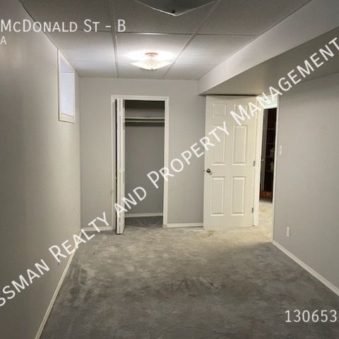 2424 McDonald St - B, Regina, S4N 2Z3 - Photo 1