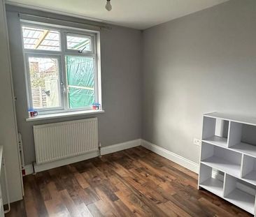 2 bedroom ground floor maisonette to rent - Photo 3