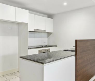 Close to City Centre + Study Room - Photo 6