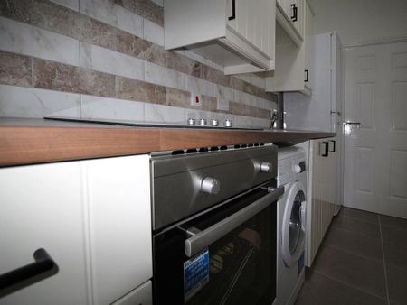 3 bedroom flat share to rent - Photo 5