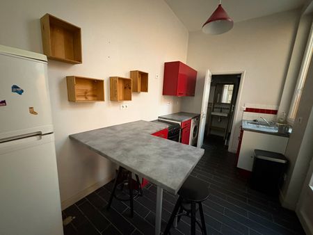 Appartement T2 meublé de 48.2m² – Rue Baptiste Monnoyer réf 1519-1-GLI - Photo 4