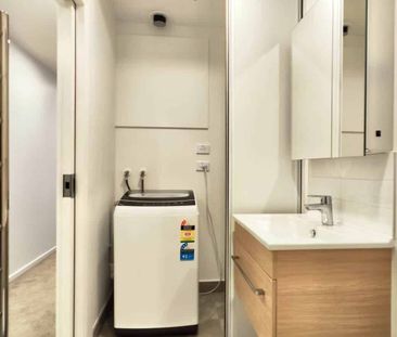 1 Bedroom Apartment, Auckland CBD - Photo 1