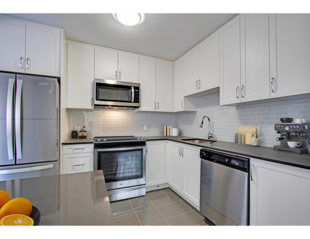 Heathdale Court | 1598 Bathurst Street, Toronto - Photo 1