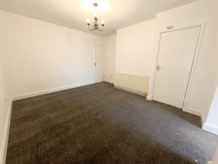 1 bed flat to rent in Oldgate Lane, Rotherham, S65 - Photo 2