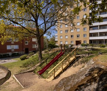 Murvägen, Trångsund - Photo 1