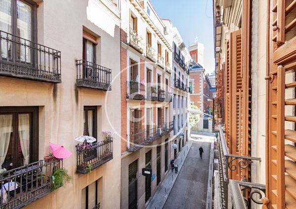 Flat for rent in Sol (Madrid)