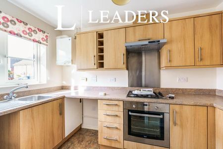 2 bedroom semi-detached house to rent - Photo 5