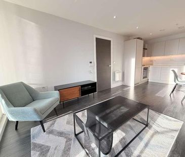 Hallmark Tower, M4 - Photo 3