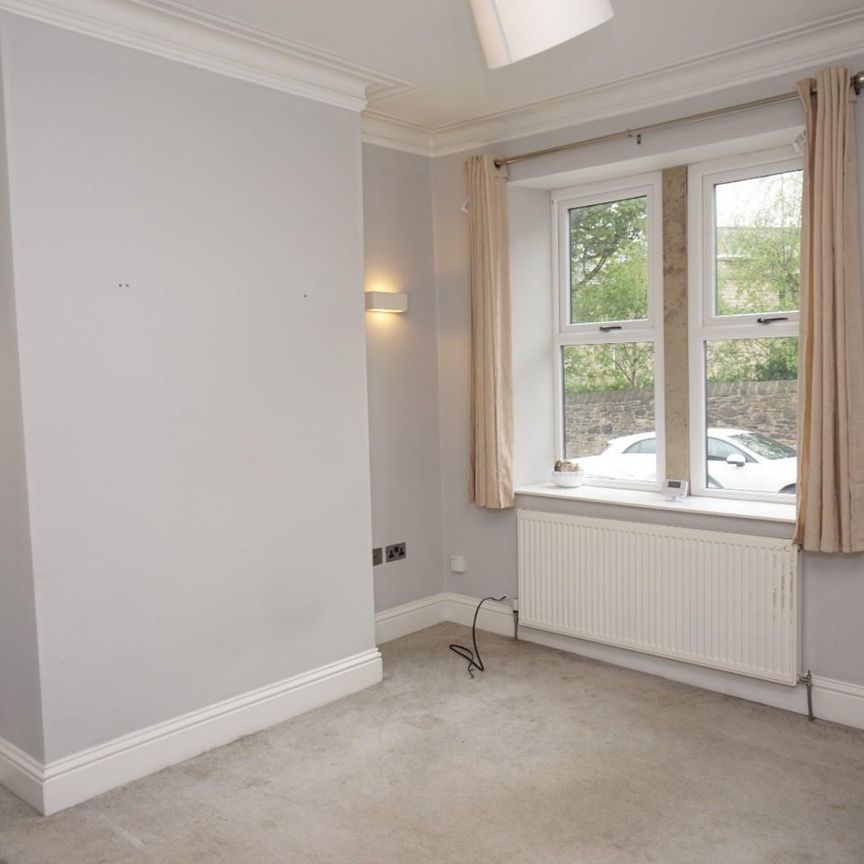 3 bedroom House To Let - Photo 1