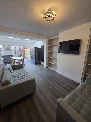 1 bedroom house of multiple occupation to rent - Photo 1