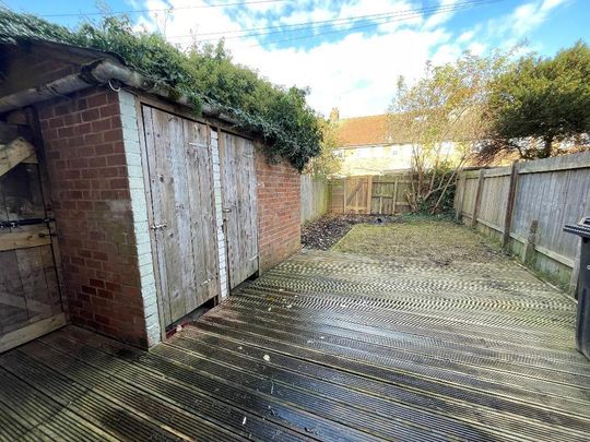 3 bedroom terraced house to rent - Photo 1