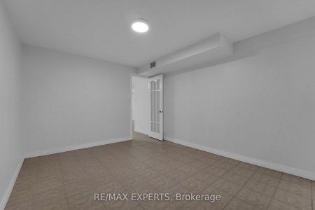 For Lease - 25 Royalparkway Way Unit# BSMT, Vaughan, Ontario - Photo 4