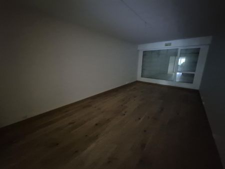 Location Appartement 2 pièces 66m² VALENCIENNES 59300 - Photo 2