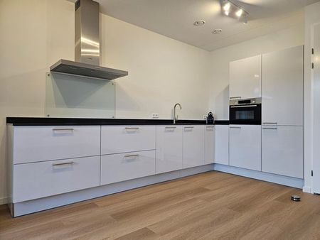 Te huur: Appartement E.E. van der Laanstraat 36 in Rijnsburg - Photo 3