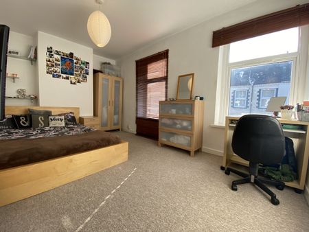 Daniel Street, Cathays - Photo 3