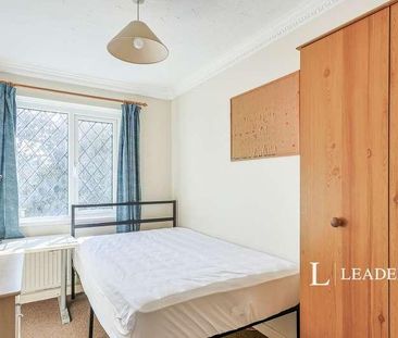 Baverstock Road, Poole, BH12 - Photo 6