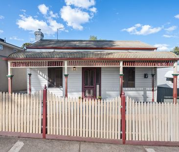 Quality home in great location - Photo 2