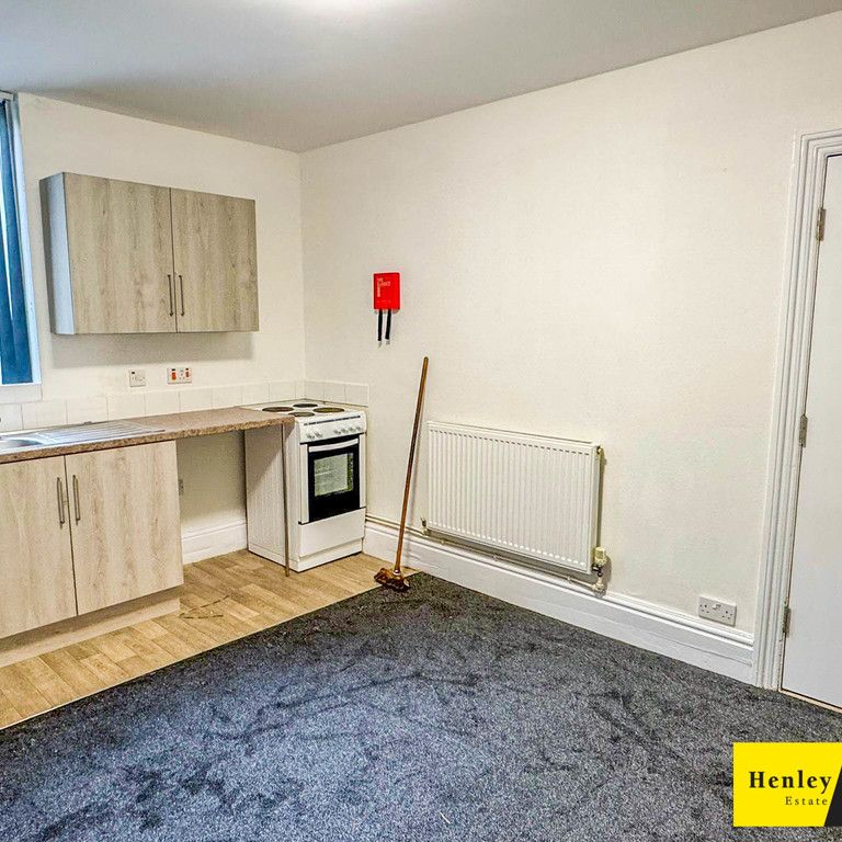 1 Bedroom Bedsit For Rent - Photo 2