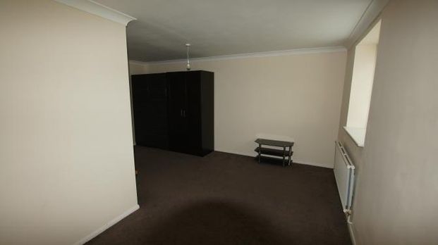 3 bedroom cottage to rent - Photo 1
