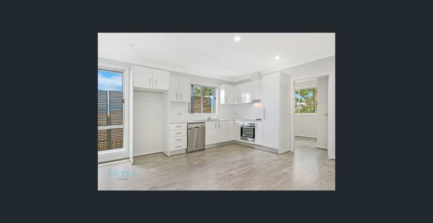 Street facing granny flat within convenient location - Photo 1