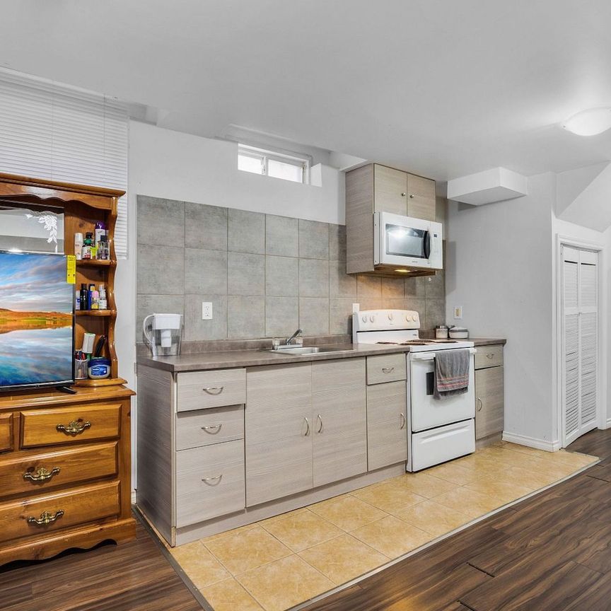 For Lease - 21 Chalkfarm Crescent, Brampton, Ontario - Photo 1