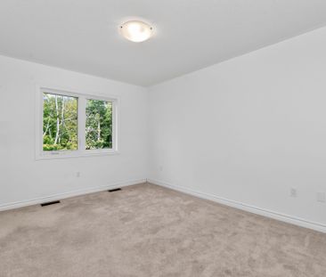 For Lease - 38 Milson Crescent, Essa, Ontario - Photo 3