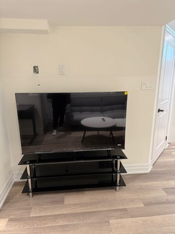 For Lease - 8 Church Street, Vaughan, Ontario - Photo 3