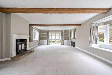 A beautifully presented oast house on the outskirts of Cranbrook - Photo 2