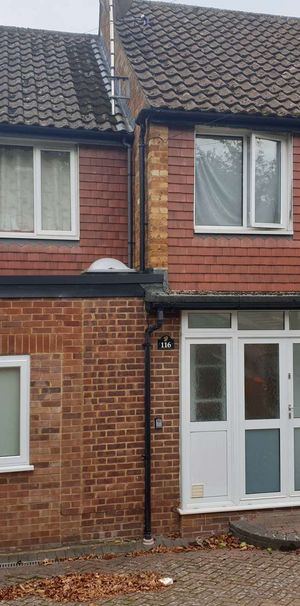 Deeds Grove Room 6 - Photo 2