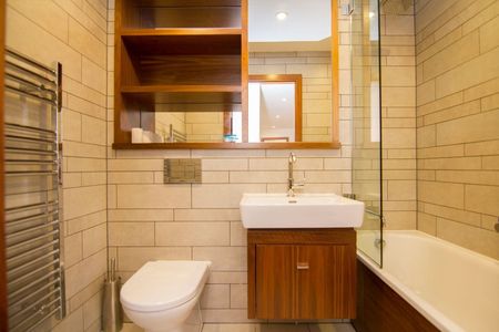 Cardiff, CF10 1BQ - Photo 2