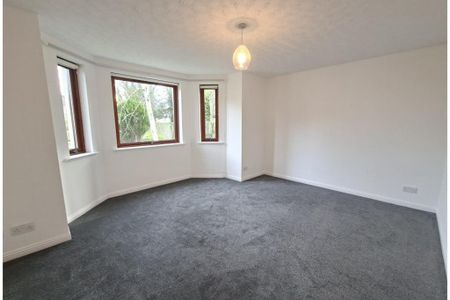 2 bed flat for rent in Musselburgh - Photo 3