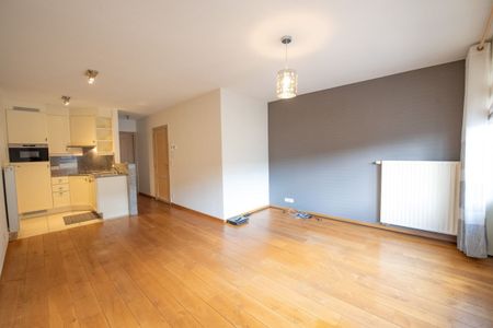 Goed onderhouden appartement (1 slaapkamer) met garage centrum Anzegem. - Photo 2