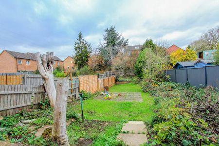 3 bedroom terraced house to rent - Photo 4