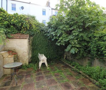 3 bedroom terraced house to rent - Photo 6