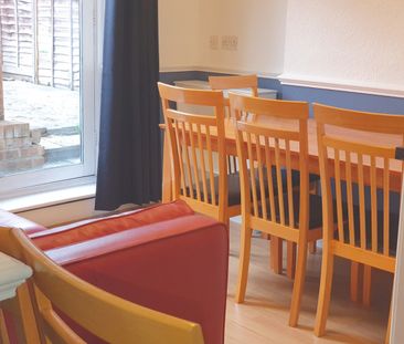 2 Bed Flat, Alexandra Road, NW4 - Photo 1