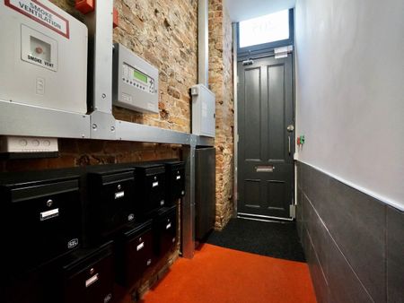 Studio 4, 207 High Street - Photo 4