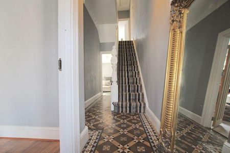 7 bedroom terraced house to rent - Photo 2