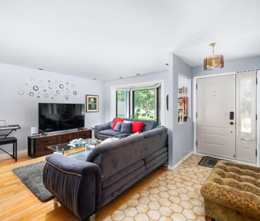 114 Rue Guy - Photo 2