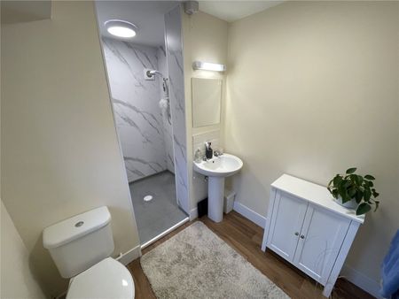 1 Village Lodges, Weston-Under-Lizard - Photo 4