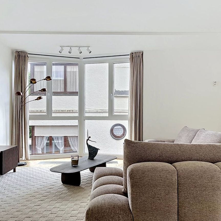 Appartement te huur in Brussel voor € 3.140 met 3 slaapkamers - Photo 1