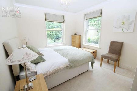 Treetops, Caversham, Reading, RG4 - Photo 2