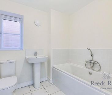 4 bedroom detached house to rent - Photo 4