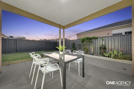 137 Eureka Drive - Photo 2