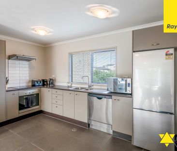 This modern three-level home in Te AtatÃ?« South offers comfortable... - Photo 2