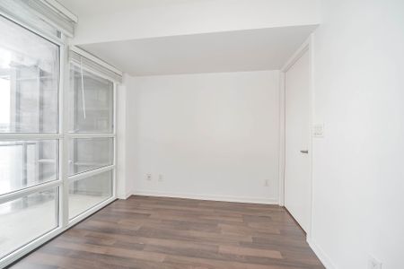 For Lease - 38 Joe Shuster Way Unit# 1611, Toronto, Ontario - Photo 5