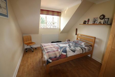 4 bedroom detached house to rent - Photo 3